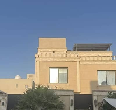 دور 5 غرف نوم للايجار في شمال الرياض، الرياض - دور للإيجار في حي حطين، الرياض