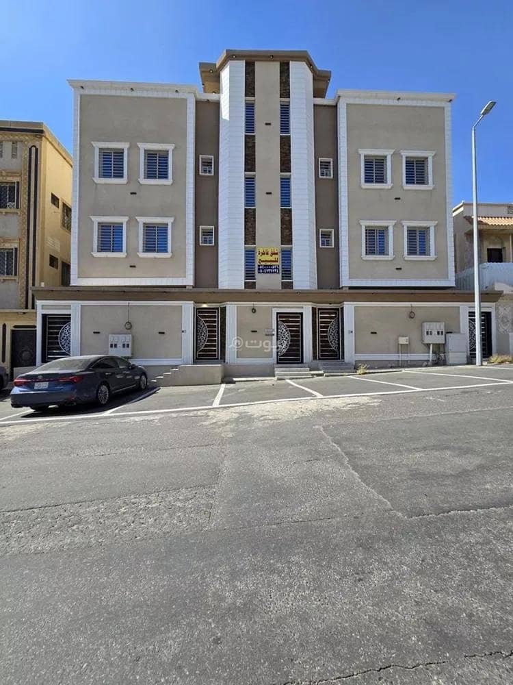 5 Bedroom Apartment For Sale in Al Rabie, Khamis Mushait