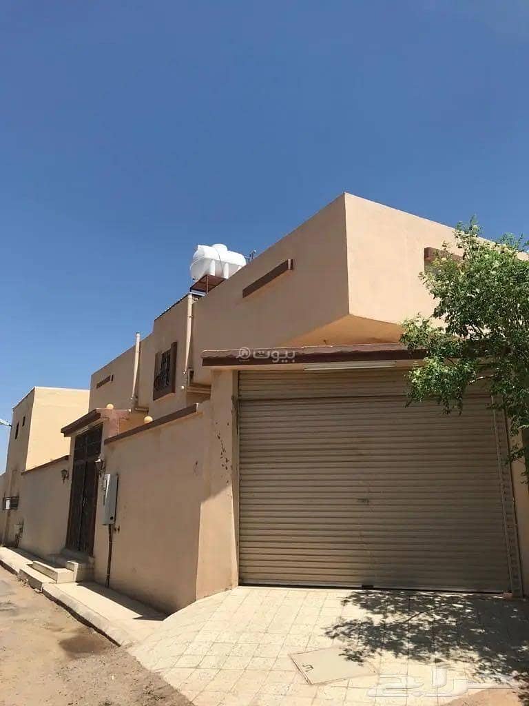 Residential Building in Al Duwaikhilah 950000 SAR - 87831741