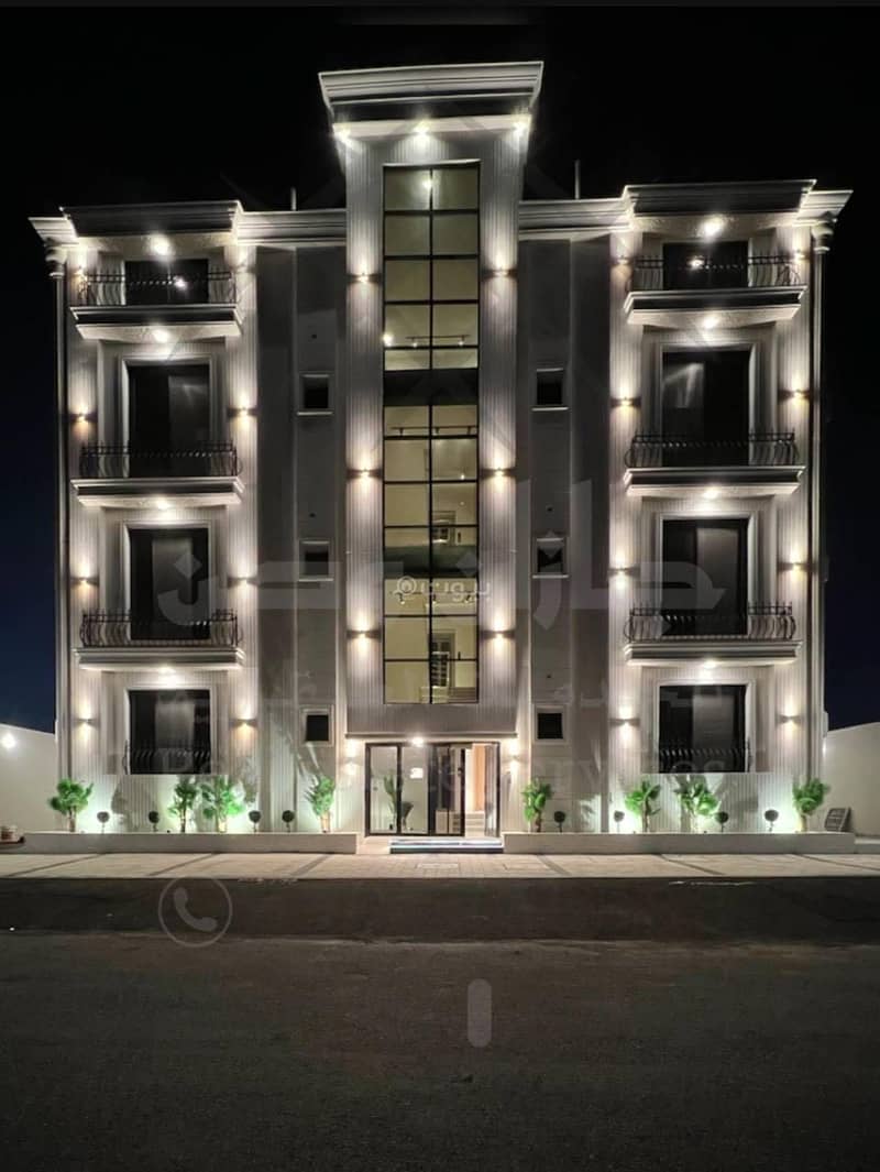 For sale, a 5-room owned apartment in the south of Jizan city.