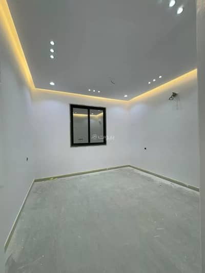 5 Bedroom Floor for Sale in Industrial, Madina - Floor For Sale in Industrial, Madina