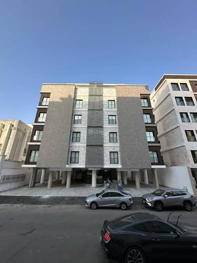 2 Bedroom Flat for Rent in Central Jeddah, Jeddah - Two-bedroom apartment with a hall and kitchen for rent in Al Faisaliah, Jeddah