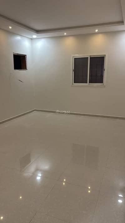دور 3 غرف نوم للايجار في جنوب الرياض، الرياض - طابق للإيجار في عكاز، الرياض