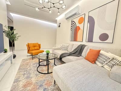 فلیٹ 2 غرفة نوم للايجار في شمال جدة، جدة - غرفتا نوم راقيتان | مساحة كبيرة وتلفزيون 70 بوصة | وحدة للإيجار بالكامل في جدة، المملكة العربية السعودية