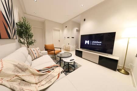 فلیٹ 2 غرفة نوم للايجار في شمال جدة، جدة - شقة غرفتين وصالة أنيقة وفاخرة بتلفزيون 70 بوصة| تصميم أنيق | وحدة للإيجار بالكامل في جدة، المملكة العربية السعودية