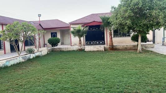 3 Bedroom Rest House for Sale in Qarih Dirab - Istiraha for Sale in Qarih Dirab