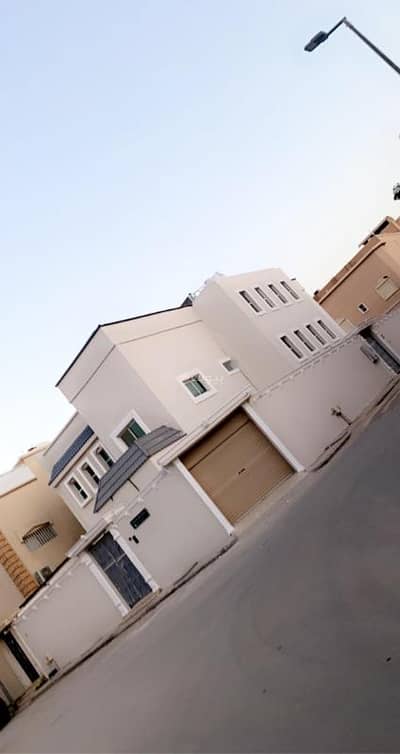 فیلا 4 غرف نوم للبيع في وسط الرياض، الرياض - حي الربوة