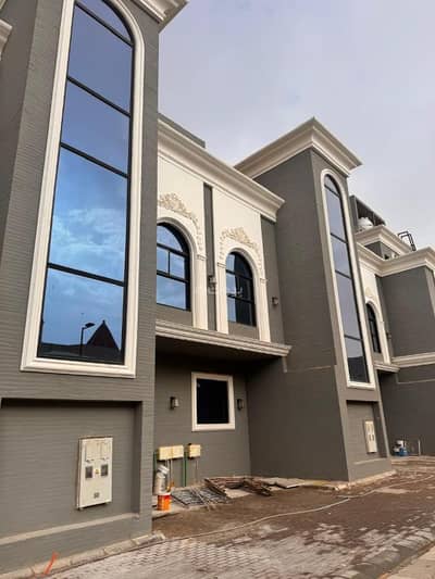 دور 3 غرف نوم للايجار في وسط الرياض، الرياض - دور في حي الربوه