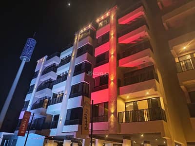 3 Bedroom Flat for Sale in Al Hamra, Al Khobar - Apartment for sale in Al-Hamra, Khobar