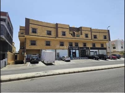 Residential Building for Sale in North Jeddah, Jeddah - Building for sale on Amnah bint Wahb Street, Al-Mohammedia district, Jeddah city, Makkah region