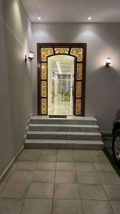8 Bedroom Villa for Sale in North Jeddah, Jeddah - Duplex villa in a prime investment location with all services available for 1,600,000 8 Bedroom Villa for Sale in North Jeddah, Jeddah - Duplex villa in a prime investment location with all services available for 1,600,000