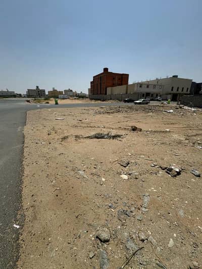 Residential Land for Sale in Al Falaq Al Jadid, Makkah - Corner residential land for sale in Mecca in the Wali al-Ahd 2 scheme