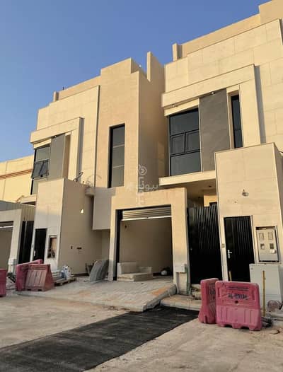 3 Bedroom Floor for Sale in East Riyadh, Riyadh - Bedroom Floor For Sale in Ghirnatah, Riyadh