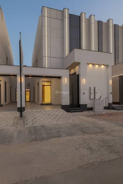 3 Bedroom Floor for Sale in East Riyadh, Riyadh - Floor for Sale in Al Janadriyah, East Riyadh