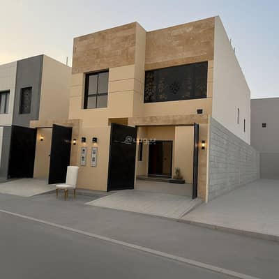 6 Bedroom Villa for Sale in East Riyadh, Riyadh - Villa for Sale in Al Janadriyah, East Riyadh