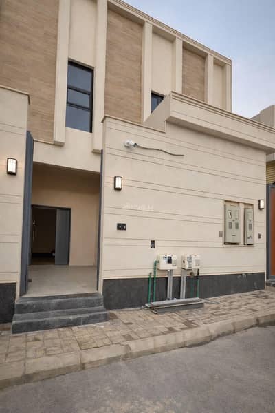 دور 3 غرف نوم للبيع في شرق الرياض، الرياض - أرض سكنية للبيع في الجنادرية