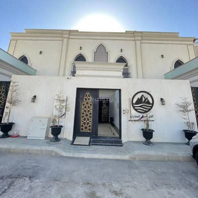 فیلا 5 غرف نوم للايجار في شمال الرياض، الرياض - للإيجار | فيلا مودرن بتصميم فاخر وموقع مميز