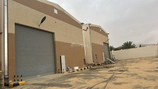 Warehouse for Sale in South Riyadh, Riyadh - For sale: 4 warehouses in the Al-Mansouriya neighborhood, Casablanca, area 5600 square meters