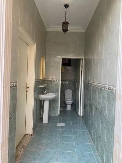 11 Bedroom Villa for Sale in West Riyadh, Riyadh - Villa For Sale in Al Suwaidi, Riyadh