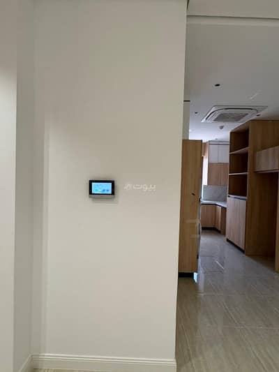 2 Bedroom Flat for Rent in North Jeddah, Jeddah - 2-Bedroom Flat with a living room semi-furnished for rent in Al Sawari, North Obhur, Jeddah