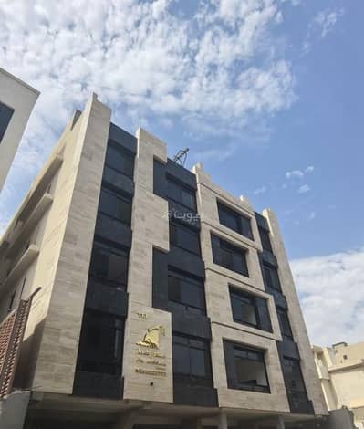 6 Bedroom Flat for Sale in North Jeddah, Jeddah - Apartment for sale with 6 rooms, large area, and excellent location.