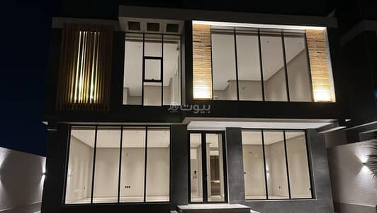 10 Bedroom Villa for Sale in North Jeddah, Jeddah - Villa system of apartments with 3 apartments in the Taybah neighborhood, Jeddah