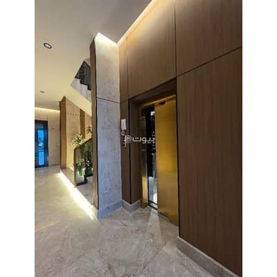 5 Bedroom Apartment for Sale in North Jeddah, Jeddah - The upscale Al-Safaa neighborhood is located west of Um Al-Qura Street, opposite the park, with immediate vacancy and residential acceptance.