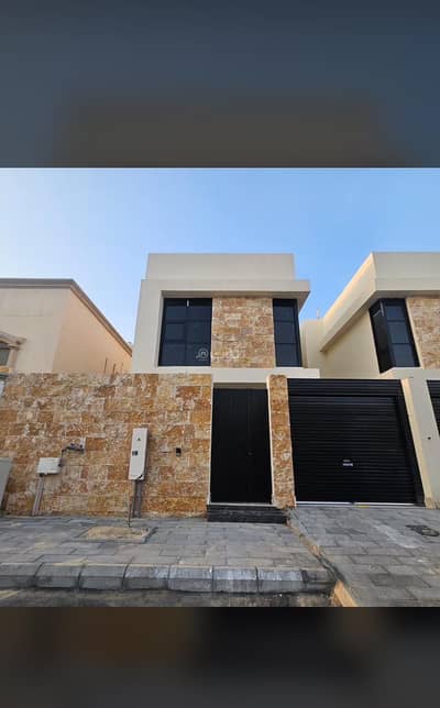 9 Bedroom Villa for Sale in Al Tahliyah, Al Khobar - Detached Villa for Sale in Al Tahliyah, Al Khobar