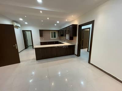 5 Bedroom Apartment for Rent in Al Hamra, Al Khobar - 5 Bedroom Apartment For Rent in Al Hamra, Al Khobar