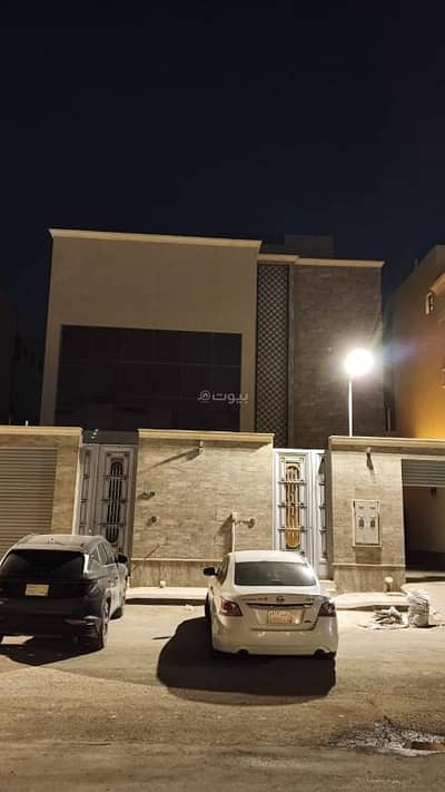 دور 5 غرف نوم للايجار في شمال الرياض، الرياض - دور أرضي للإيجار في حي العارض الرياض