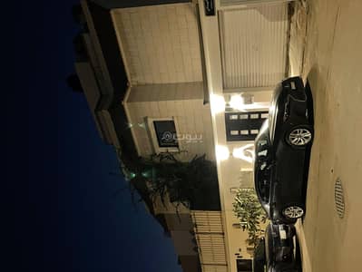 10 Bedroom Villa for Sale in North Riyadh, Riyadh - Villa for sale in Al Sulimaniyah, north of Riyadh