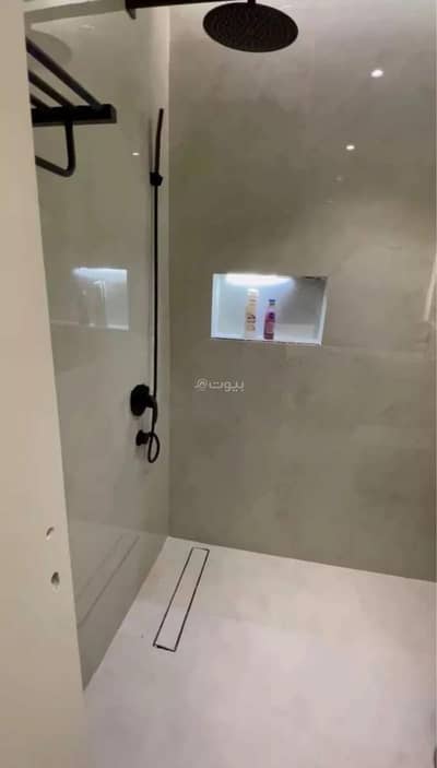 10 Bedroom Villa for Sale in East Riyadh, Riyadh - Villa For Sale in Ishbiliyah, Riyadh