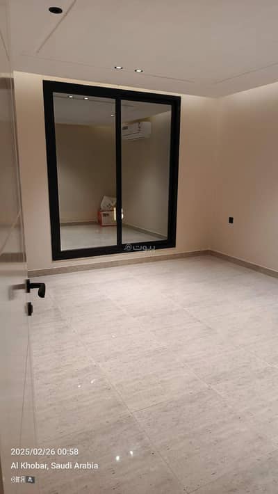 3 Bedroom Flat for Sale in Al Hamra, Al Khobar - Apartment for sale in Al Hamra, Al Khobar