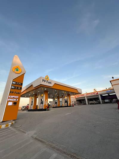 Gas Station for Sale in East Riyadh, Riyadh - Gas station for sale