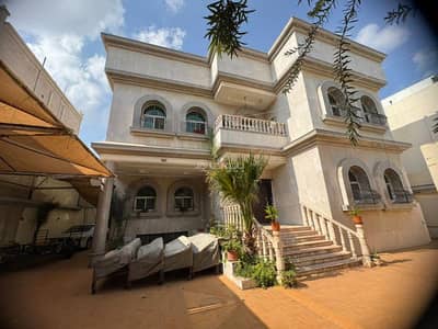 11 Bedroom Villa for Sale in North Jeddah, Jeddah - Villa for sale in Al-Mohammadiyah, Jeddah