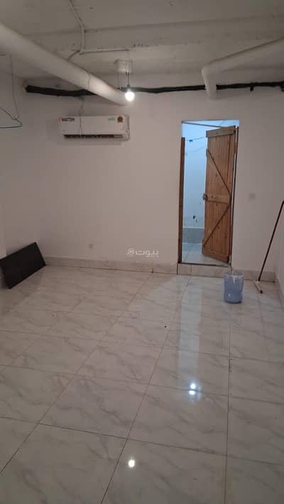 Room for Rent in North Jeddah, Jeddah - Room for rent in Al Shira'a, Jeddah