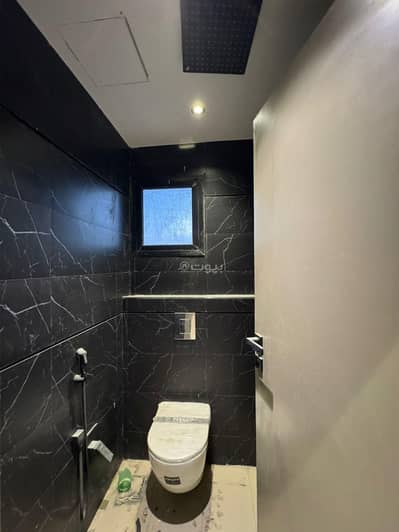 8 Bedroom Villa for Sale in East Riyadh, Riyadh - Townhouse for sale