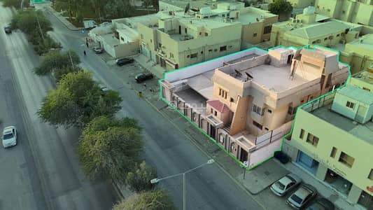 فیلا 10 غرف نوم للبيع في وسط الرياض، الرياض - على طريق فاطمة الزهراء في حي جرير، الرياض