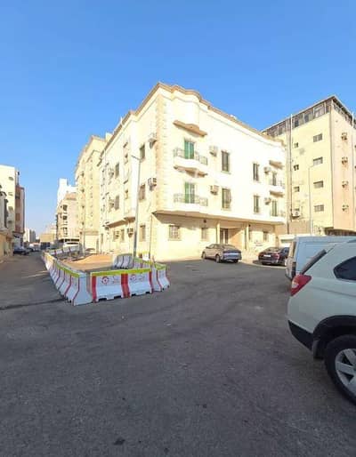 4 Bedroom Residential Building for Sale in South Jeddah, Jeddah - Residential building for sale in Al Thaghr, south Jeddah