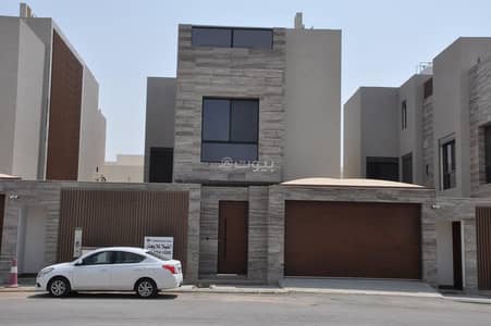 فیلا 4 غرف نوم للايجار في شمال الرياض، الرياض - فيلا للإيجار في الورود، شمال الرياض