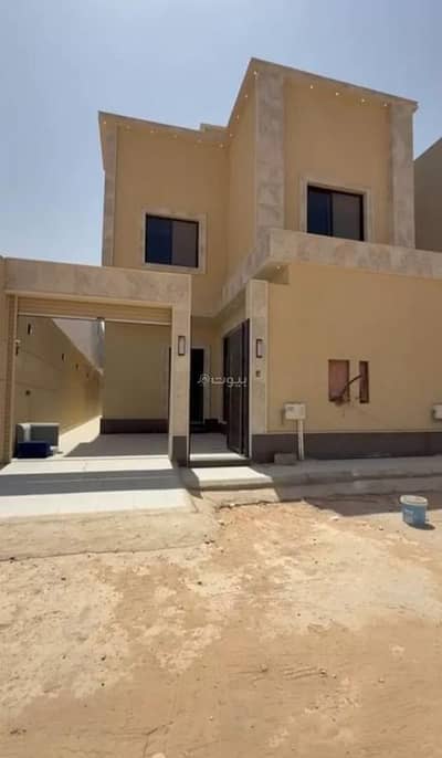 دور 4 غرف نوم للبيع في شرق الرياض، الرياض - طابق للبيع في الجنادرية، الرياض