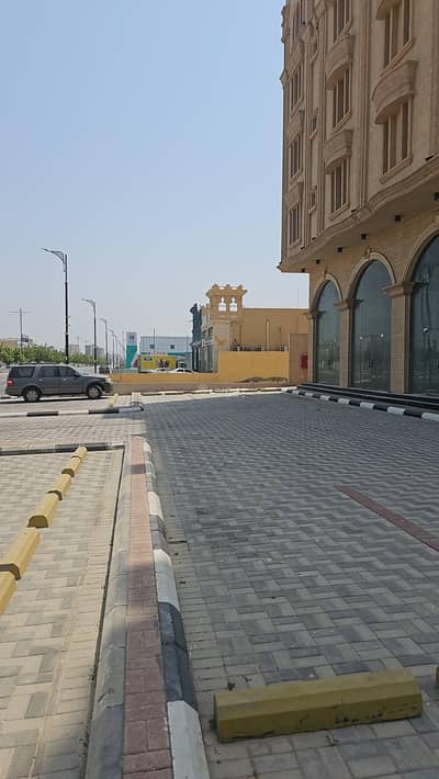 Showroom for Rent in Al Shati Al Gharbi, Dammam - Commercial Showroom For Rent in Al Shati Al Gharbi, Dammam