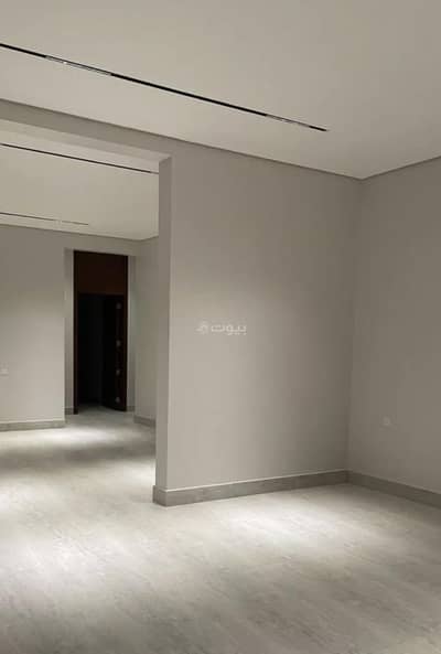 دور 3 غرف نوم للبيع في شمال الرياض، الرياض - دور للبيع في شارع عبدالله النجدي, حي العارض, مدينة الرياض, الرياض