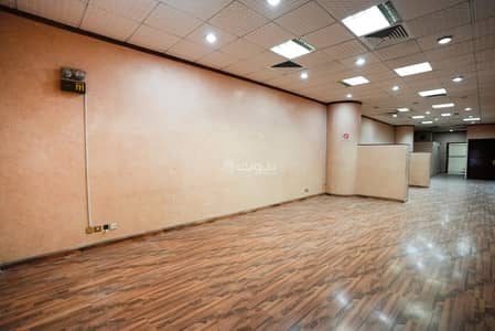 مكتب  للايجار في وسط الرياض، الرياض - مكتب للإيجار في المربع، الرياض