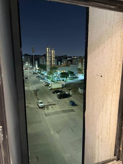 فلیٹ 4 غرف نوم للايجار في شمال جدة، جدة - إيجار شقة في سندس على 3 واجهات مطله على المسجد والحديقة