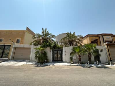 4 Bedroom Villa for Sale in Al Tahliyah, Al Khobar - Villa for Sale in Al Tahliyah, Khobar