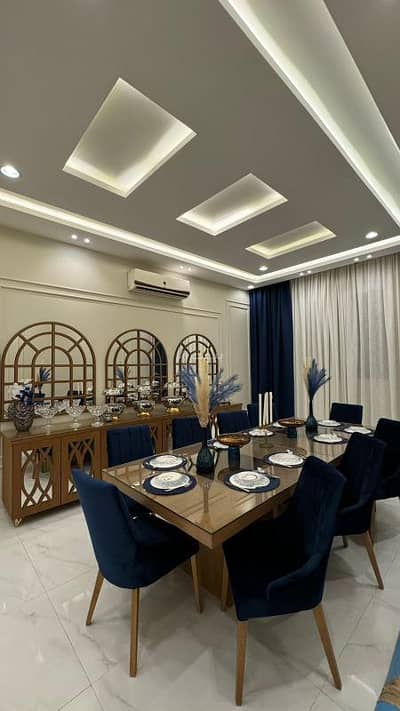 6 Bedroom Villa for Sale in West Riyadh, Riyadh - Villa for sale with a foyer and three apartments in the Al-Awali neighborhood, the Golden Square.