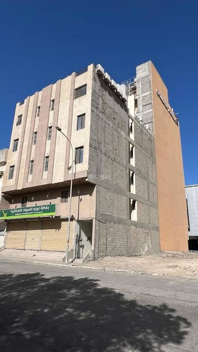 Residential Building for Sale in Al Khobar Al Janubiyah, Al Khobar - Building for sale on Prince Majed ibn Abdulaziz Street, Al Khobar Al Janoubiyah neighborhood