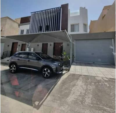 فیلا 5 غرف نوم للبيع في شمال جدة، جدة - فيلاه راقيه للبيع في جدة مفروشة مساحتها 250متر مربع