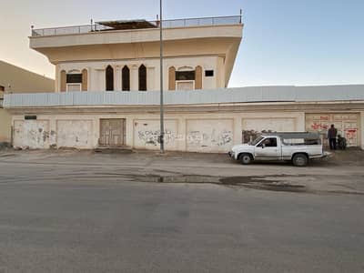 فیلا 10 غرف نوم للبيع في طويق، الخرج منطقة الرياض - فيلا للبيع في شارع زيد بن الخطاب, حي طويق, مدينة الخرج, منطقة الرياض